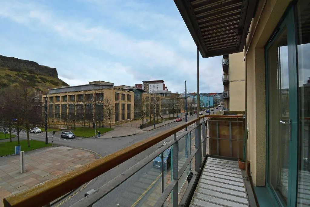 Dreamhouse Apartments Edinburgh Holyrood Park United Kingdom