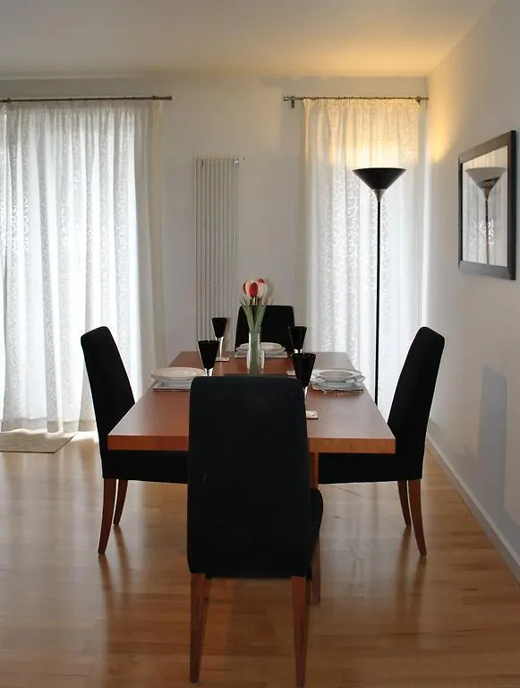 Dreamhouse Apartments Edinburgh Holyrood Park